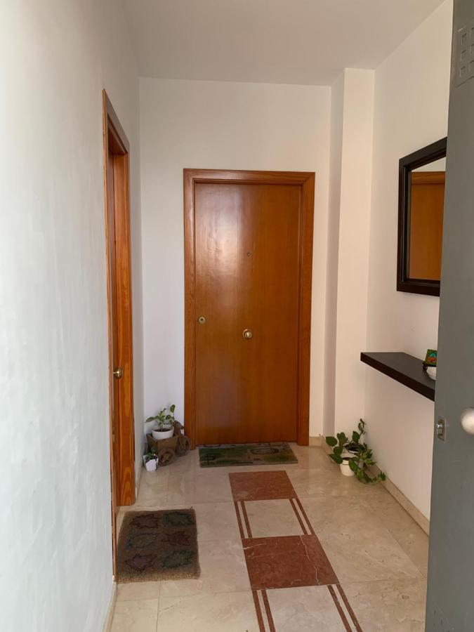 Loft Funcional Cerca Del Centro Apartment Sevilla Bagian luar foto
